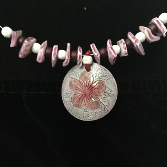 Necklaces - Picture 6 of 6